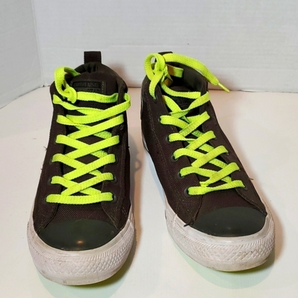 Converse Chuck Taylor All Star Sneakers 7M - Picture 2 of 8
